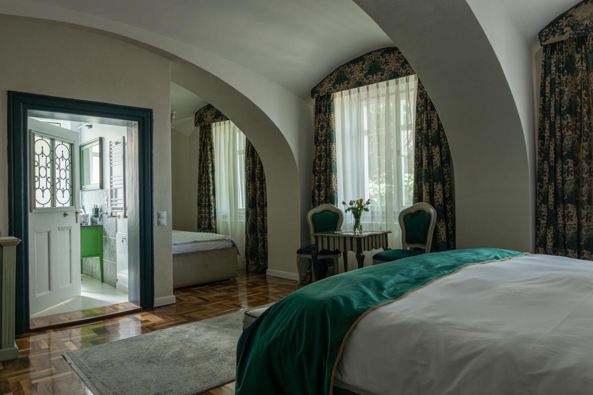 Bed and Breakfast Magister Seven Sibiu Esterno foto