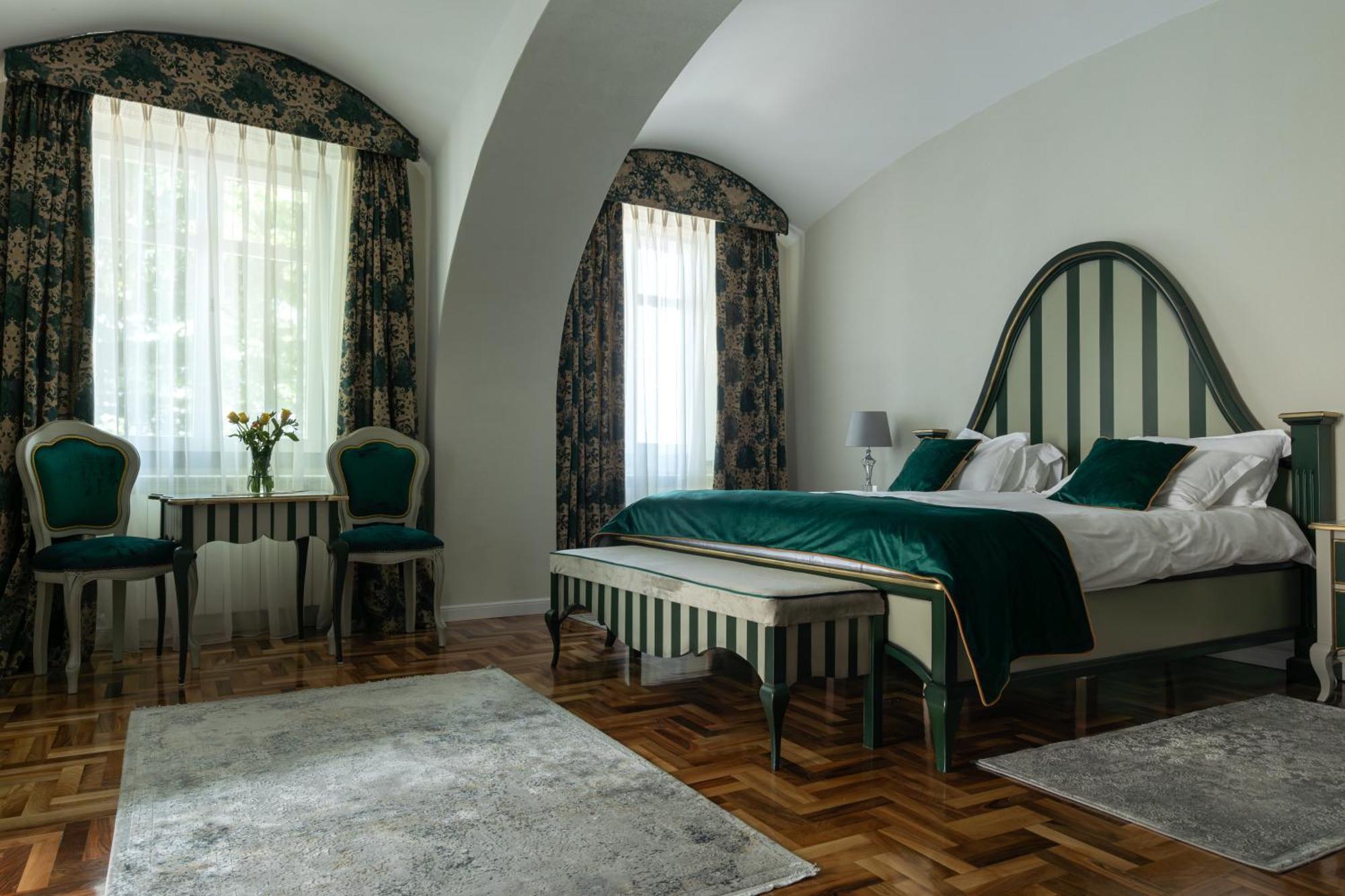 Bed and Breakfast Magister Seven Sibiu Esterno foto