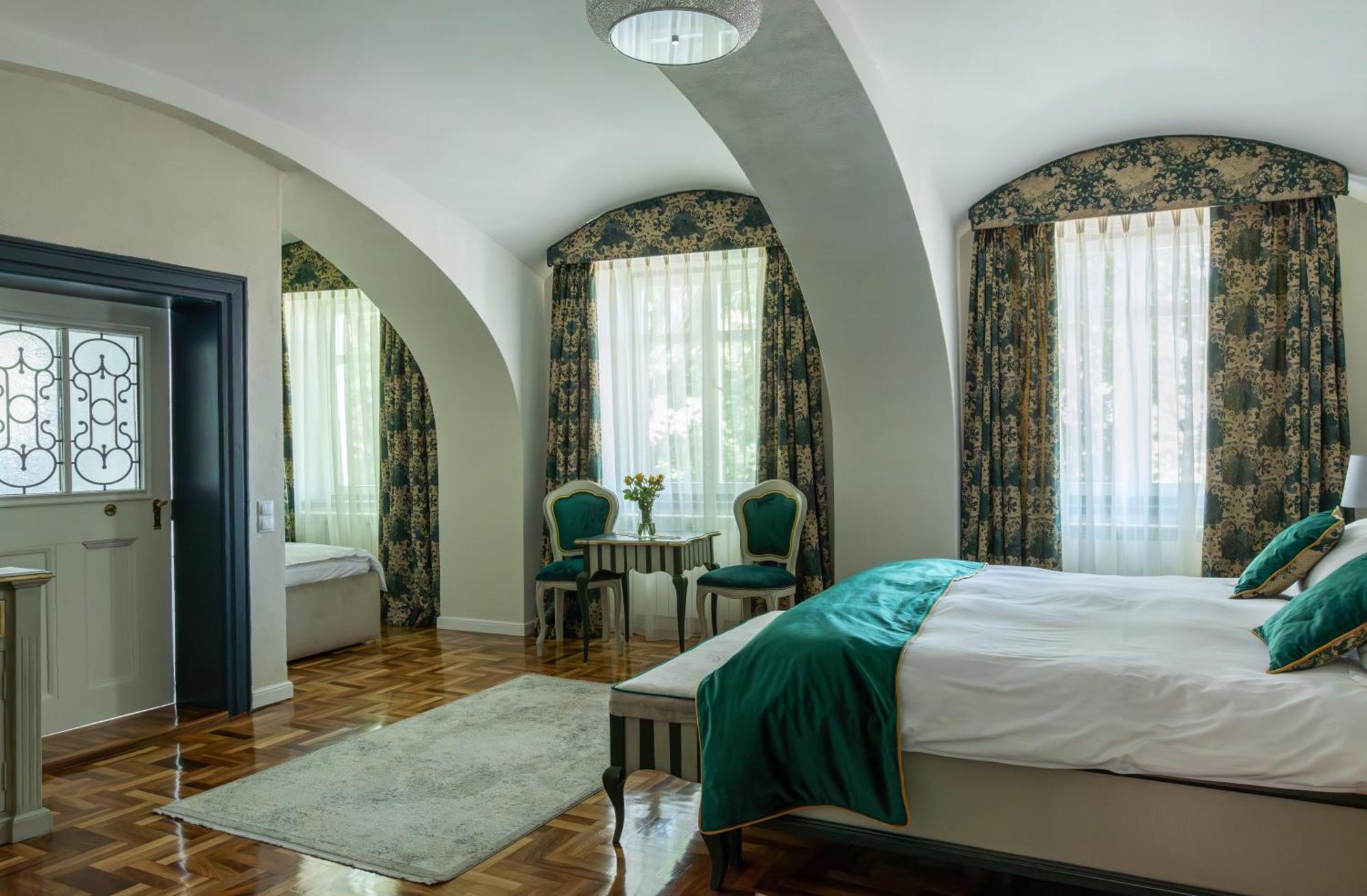 Bed and Breakfast Magister Seven Sibiu Esterno foto