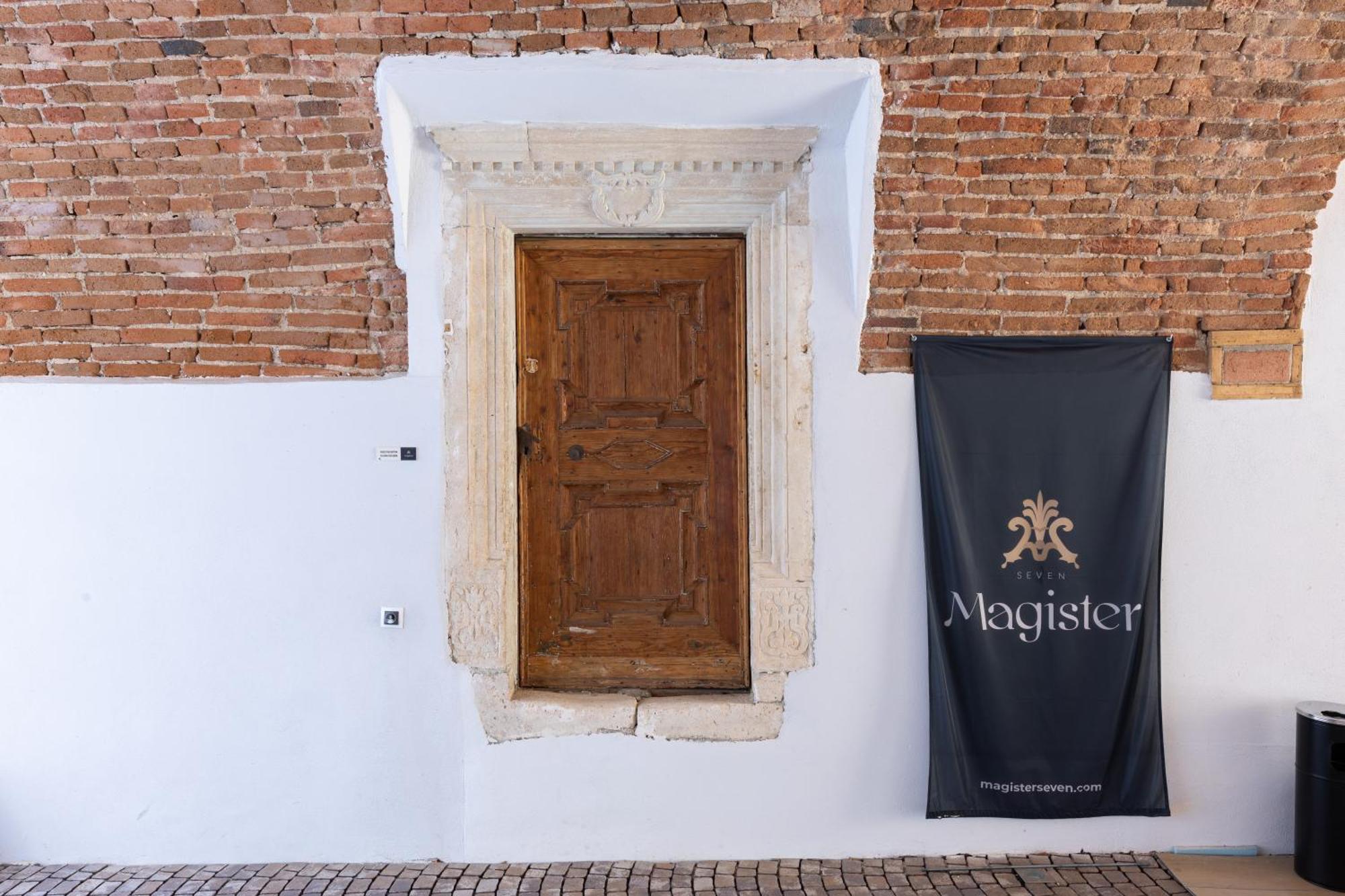Bed and Breakfast Magister Seven Sibiu Esterno foto