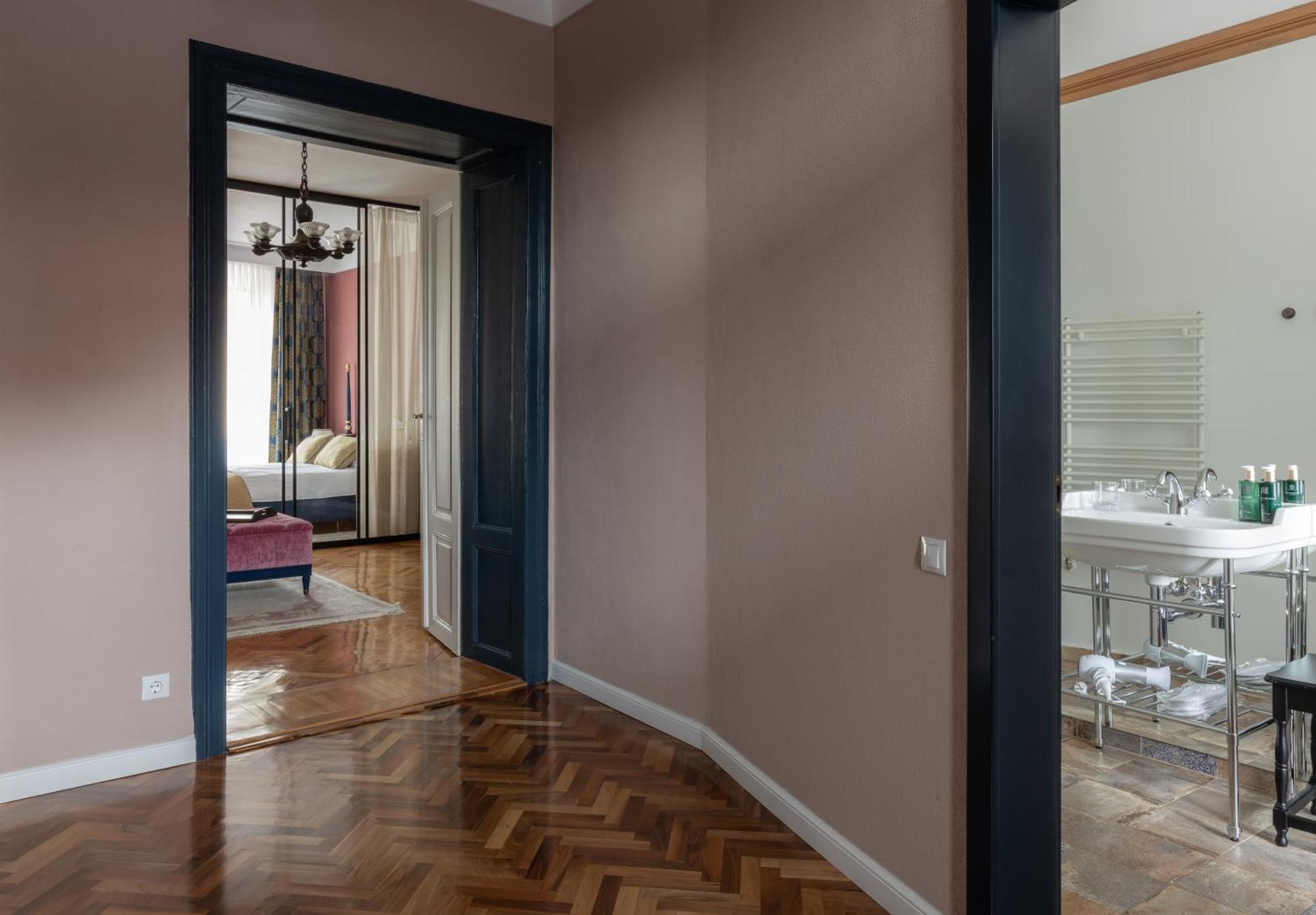 Bed and Breakfast Magister Seven Sibiu Esterno foto